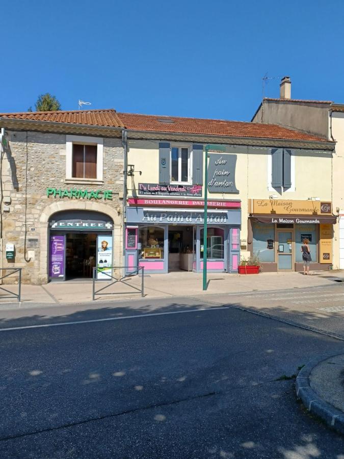 Villa Little Pink House à Valréas Extérieur photo